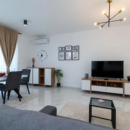 Paradiso Trogir
