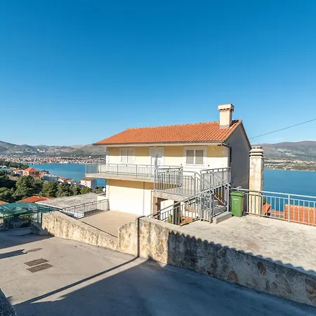 Paradiso Διαμέρισμα Τρογκίρ