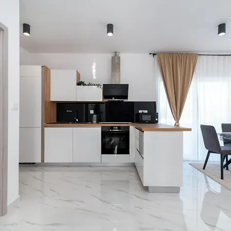 Paradiso Διαμέρισμα Τρογκίρ