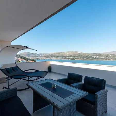Paradiso Apartament *