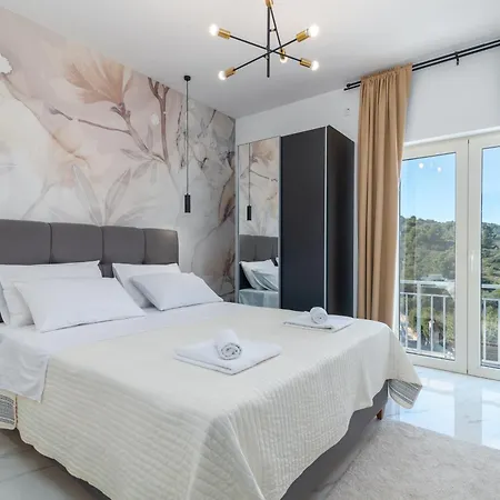 Paradiso Apartament *
